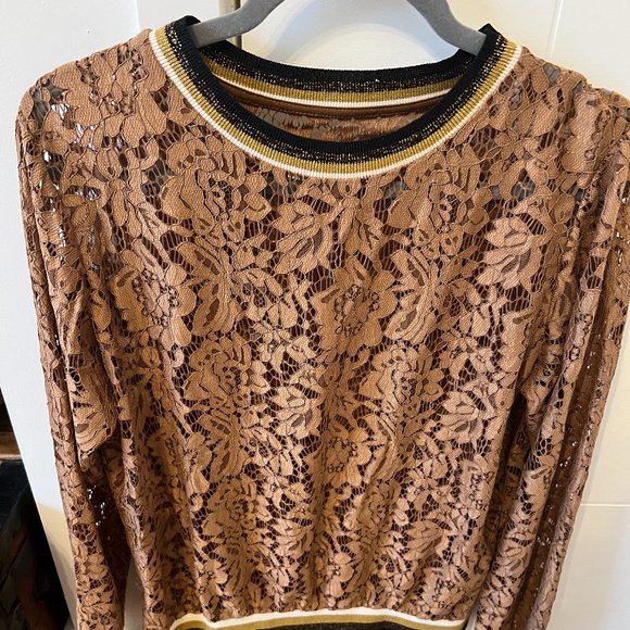 Brown lace long-sleeved top - Picture 2 of 2